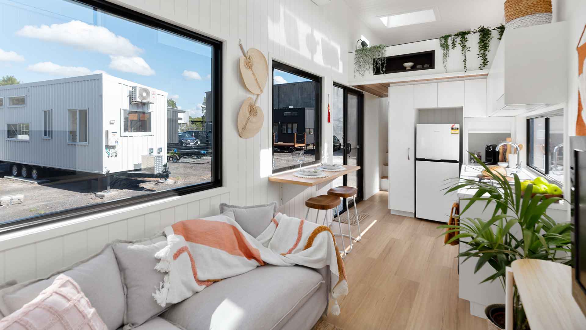 洋書 Small House Living Australia Small House Living Australia: Foster, Catherine